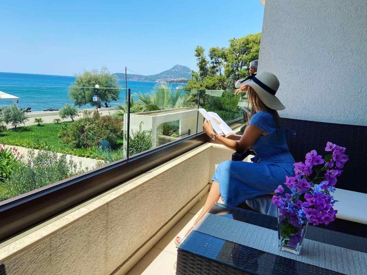Apartments Kuce Lekovica Beach & Snack Bar- Bistro Extérieur photo