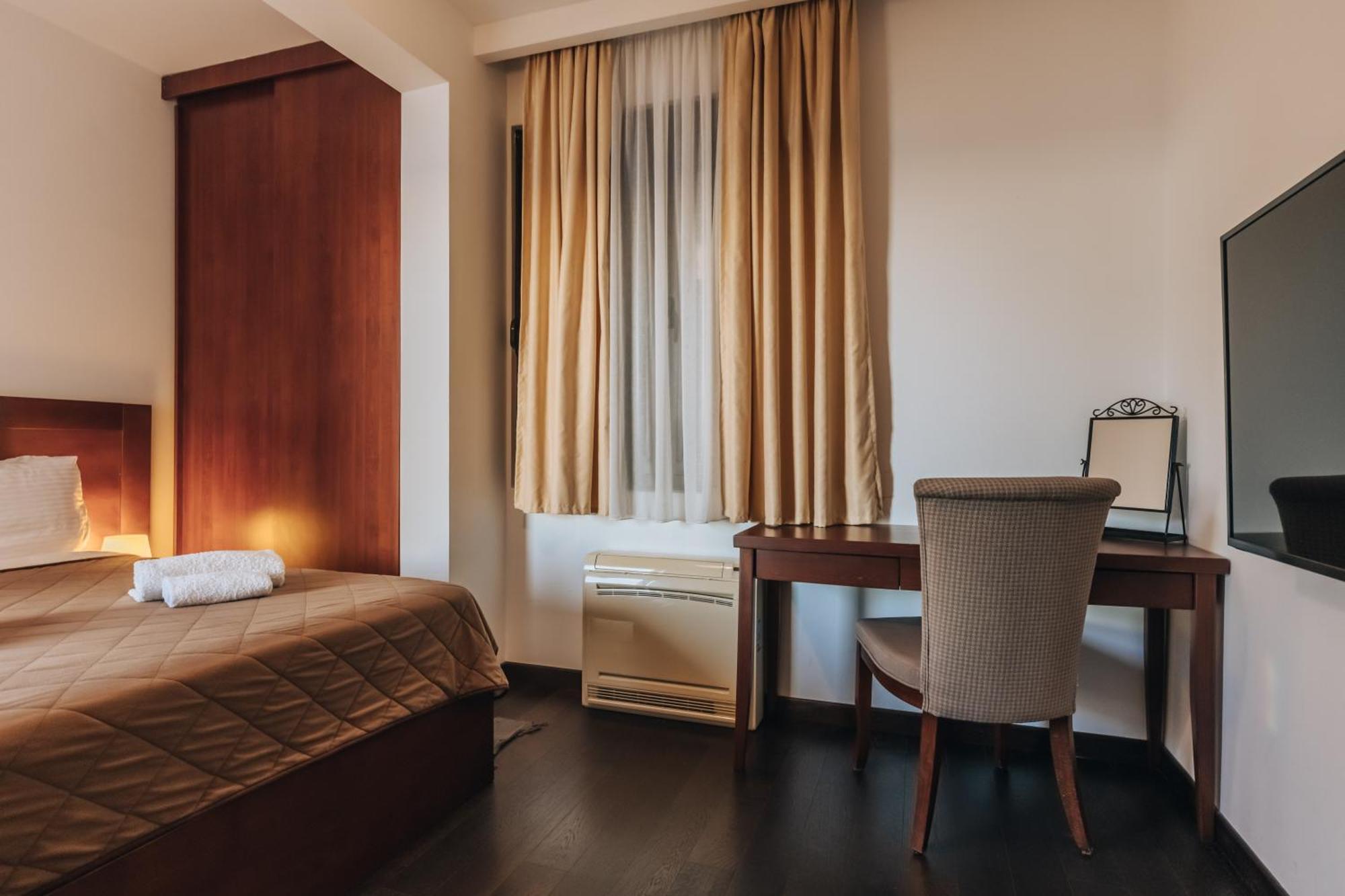 Apartments Kuce Lekovica Beach & Snack Bar- Bistro Chambre photo