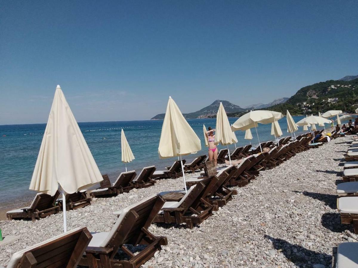 Apartments Kuce Lekovica Beach & Snack Bar- Bistro Extérieur photo