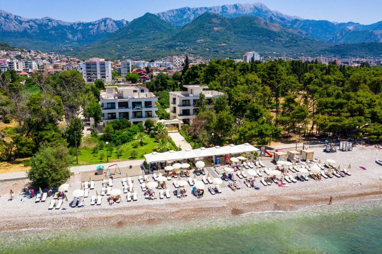 Apartments Kuce Lekovica Beach & Snack Bar- Bistro Extérieur photo